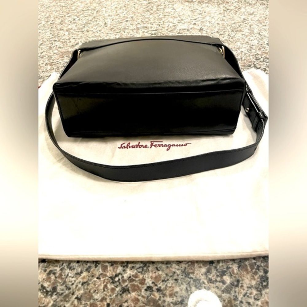 Salvatore Ferragamo AF-21 8726 Black Leather Shoulder Bag/Purse & Dust bag - Picture 5 of 11